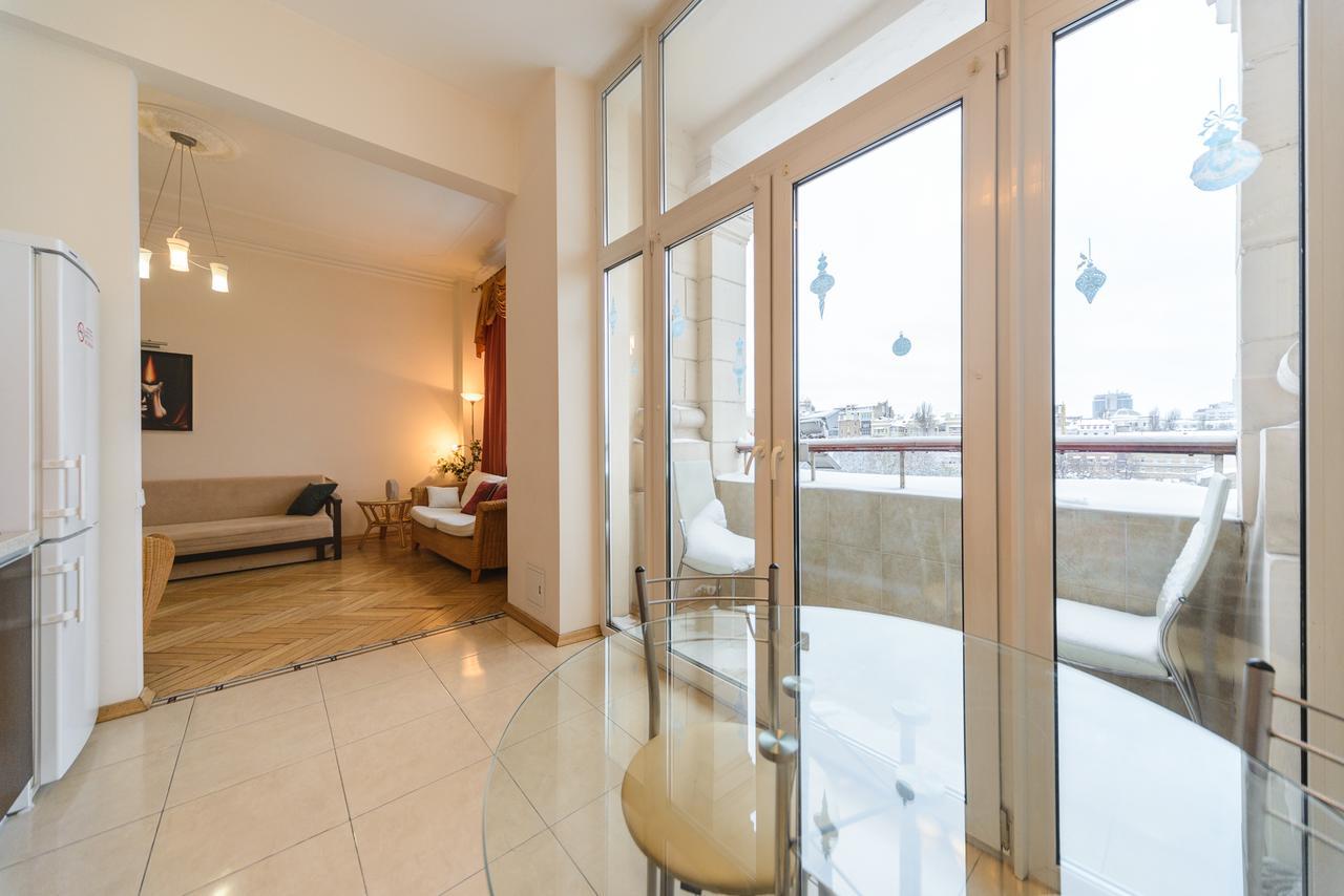Apartments On Khreschatyk 27 키예프 외부 사진