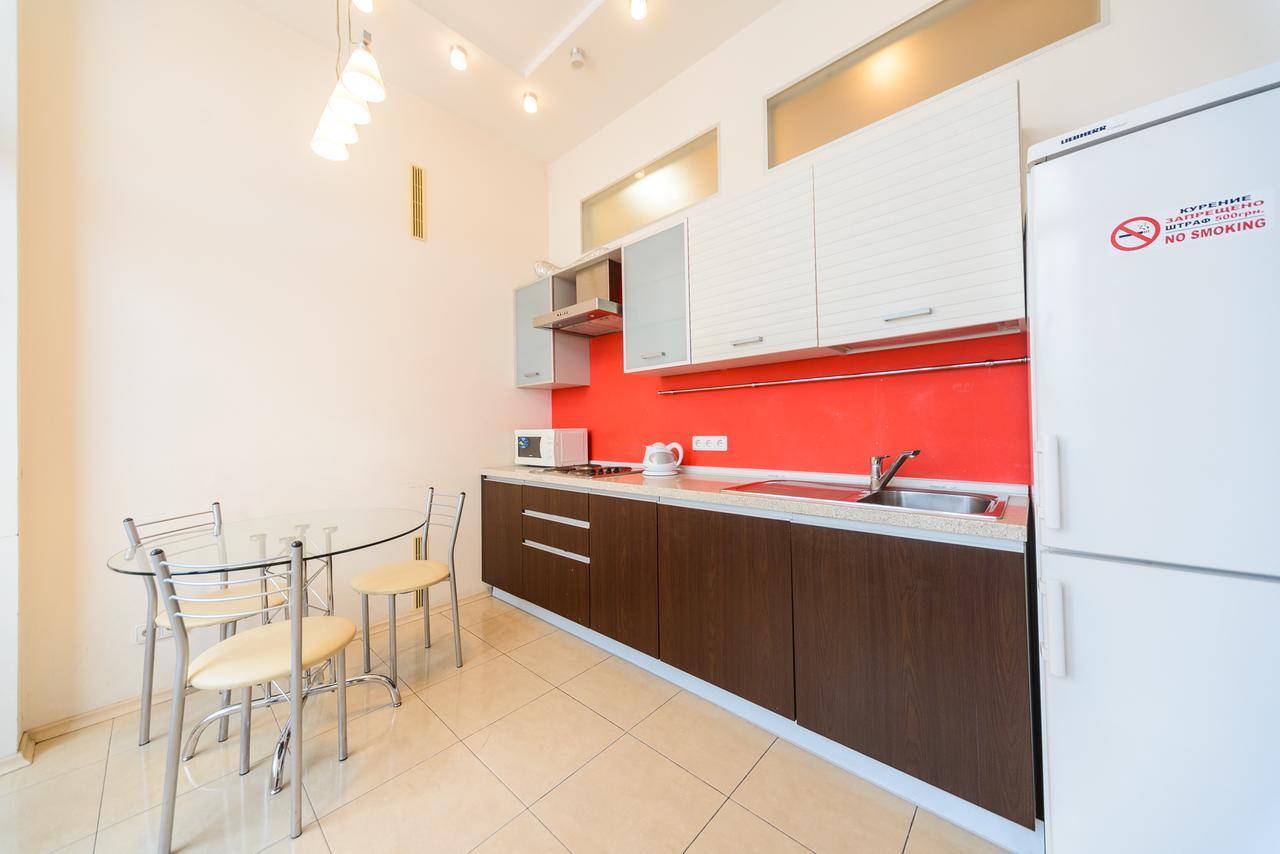 Apartments On Khreschatyk 27 키예프 외부 사진